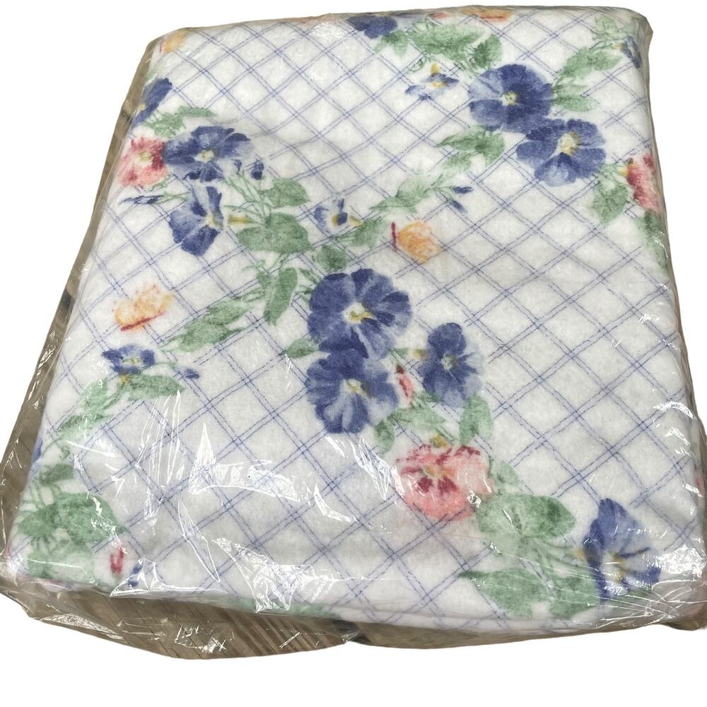 Vintage Owen Blanket Spring Trellis Floral Full Size Twin Blue USA 72x90 READ